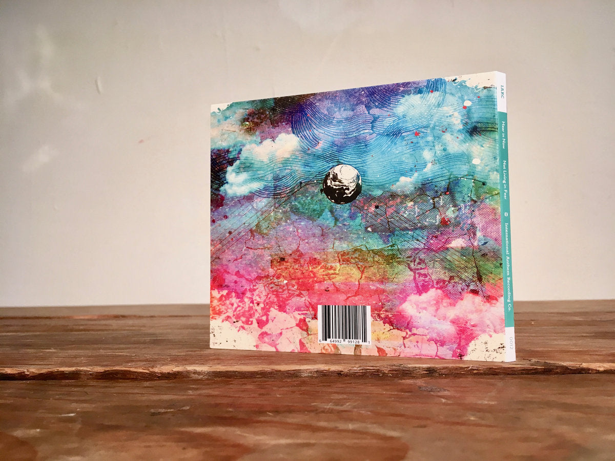 Hear in Now (Mazz Swift, Tomeka Reid, Silvia Bolognesi) - Not Living in Fear