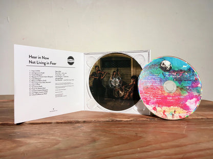 Hear in Now (Mazz Swift, Tomeka Reid, Silvia Bolognesi) - Not Living in Fear